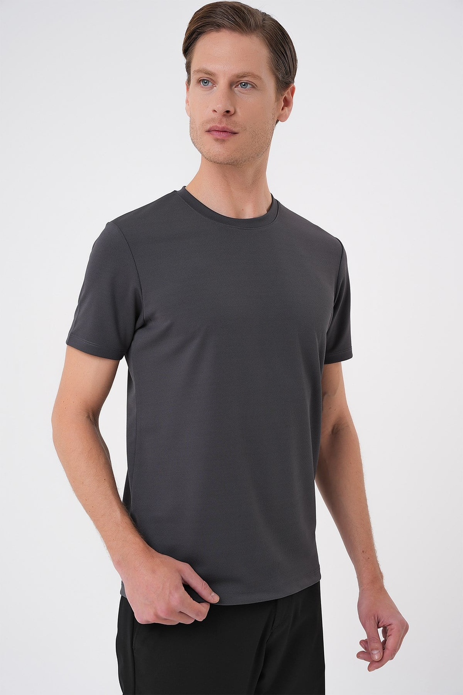 Comfort Fit Bisiklet Yaka Viskon Karışımlı Antrasit Tişört TS 900