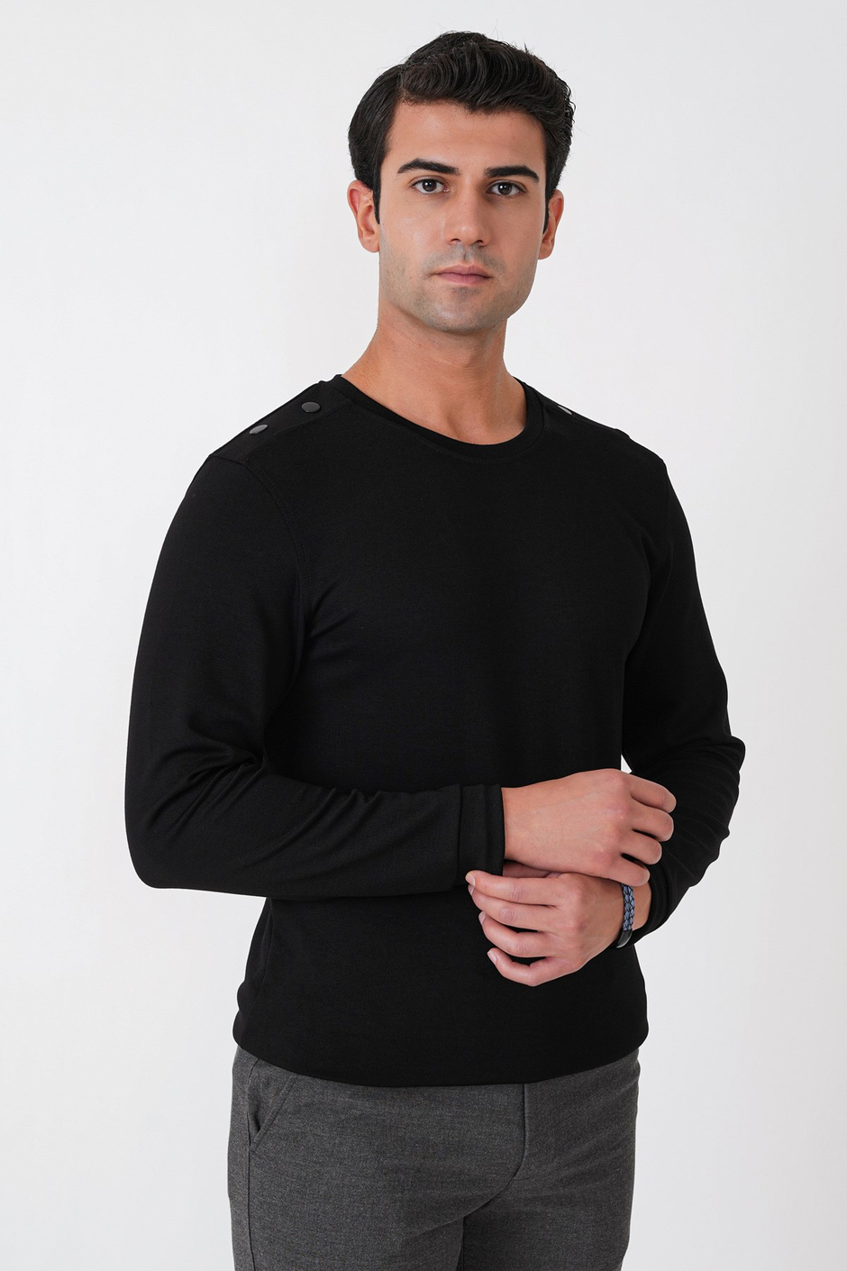 Comfort Fit Omuz Modelli Uzun Kollu Esnek Pamuk Siyah Tişört TS 933