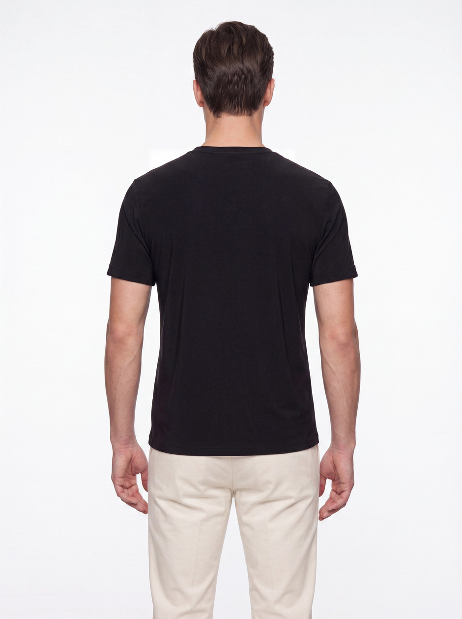Comfort Fit Pamuklu Bisiklet Yaka Siyah Tişört TS 929
