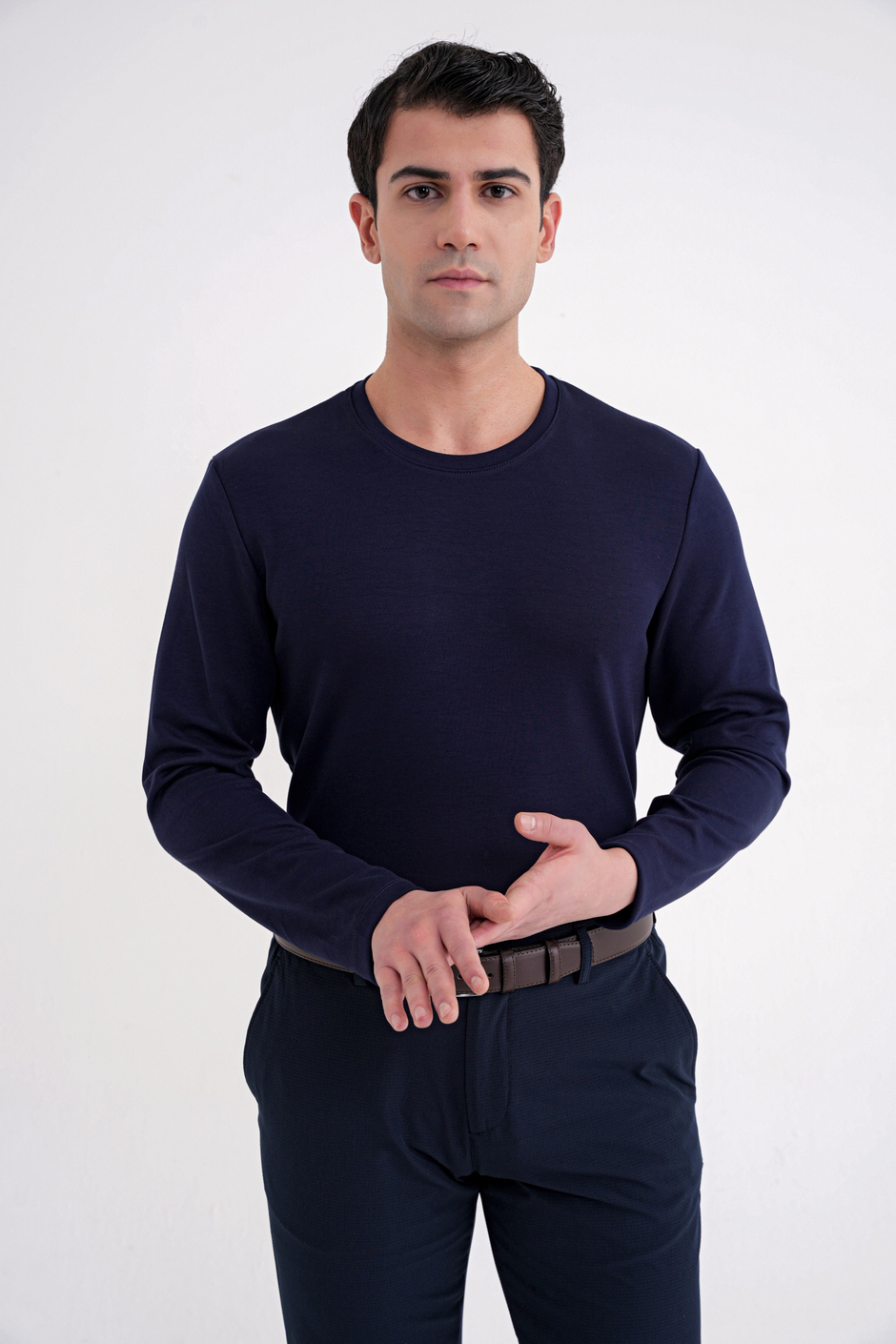 Comfort Fit Pamuklu Bisiklet Yaka Uzun Kollu Lacivert Tişört TS 892