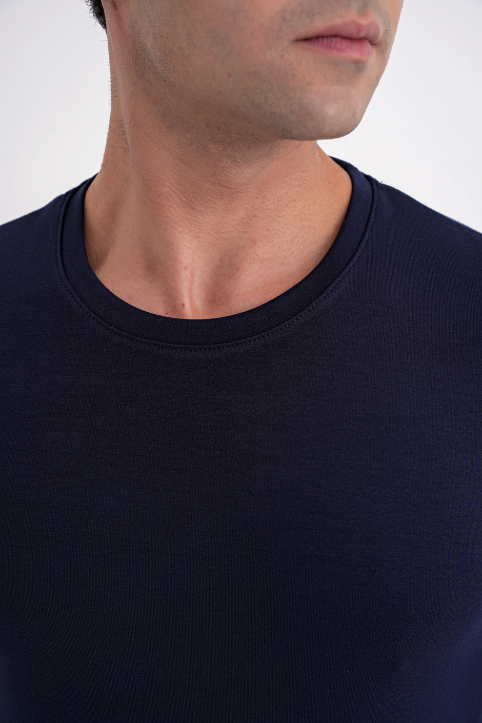 Comfort Fit Pamuklu Bisiklet Yaka Uzun Kollu Lacivert Tişört TS 892