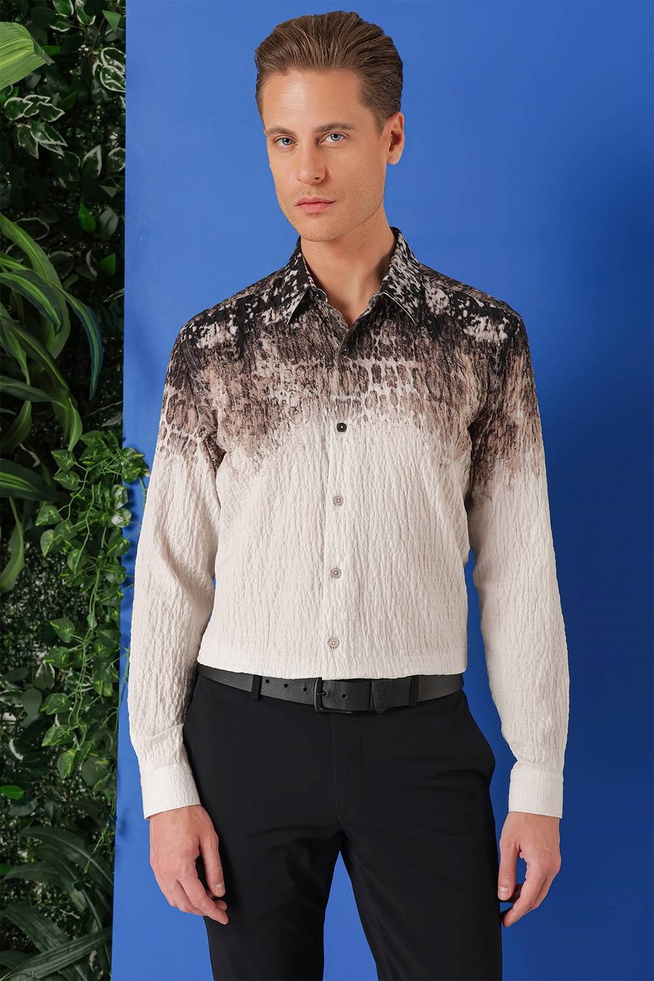 Comfort Fit Pano Desen Kırışık Dokulu %100 Pamuk Açık Kahve Gömlek G 1570