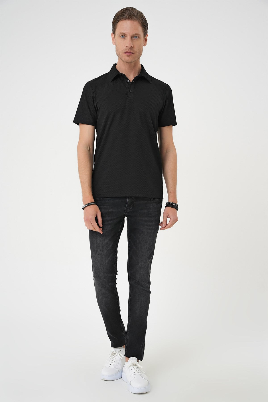 Comfort Fit Polo Yaka Viskon Karışımlı Armürlü Siyah Tişört TS 901