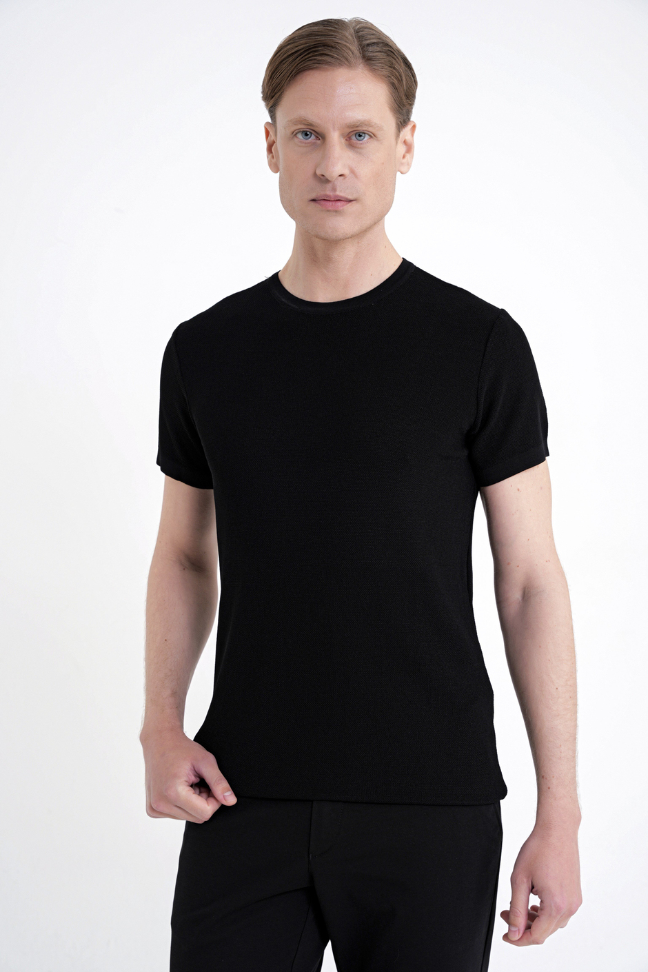 Comfort Fit Rayon Karışımlı Bisiklet Yaka Siyah Triko Tişört TS 925 