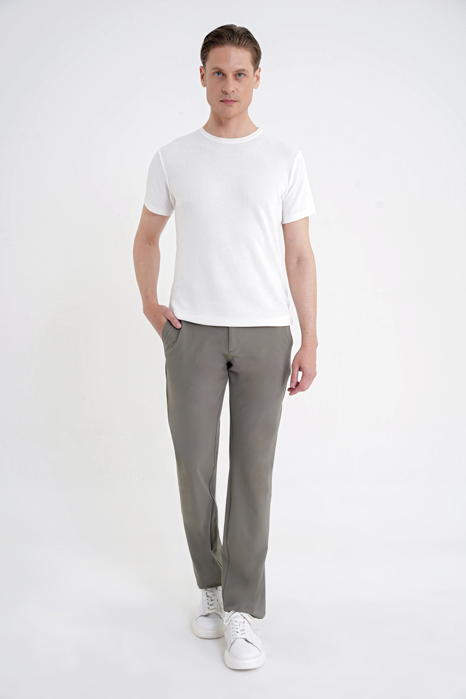 Comfort Fit Rayon Karışımlı Bisiklet Yaka Ekru Triko Tişört TS 925 