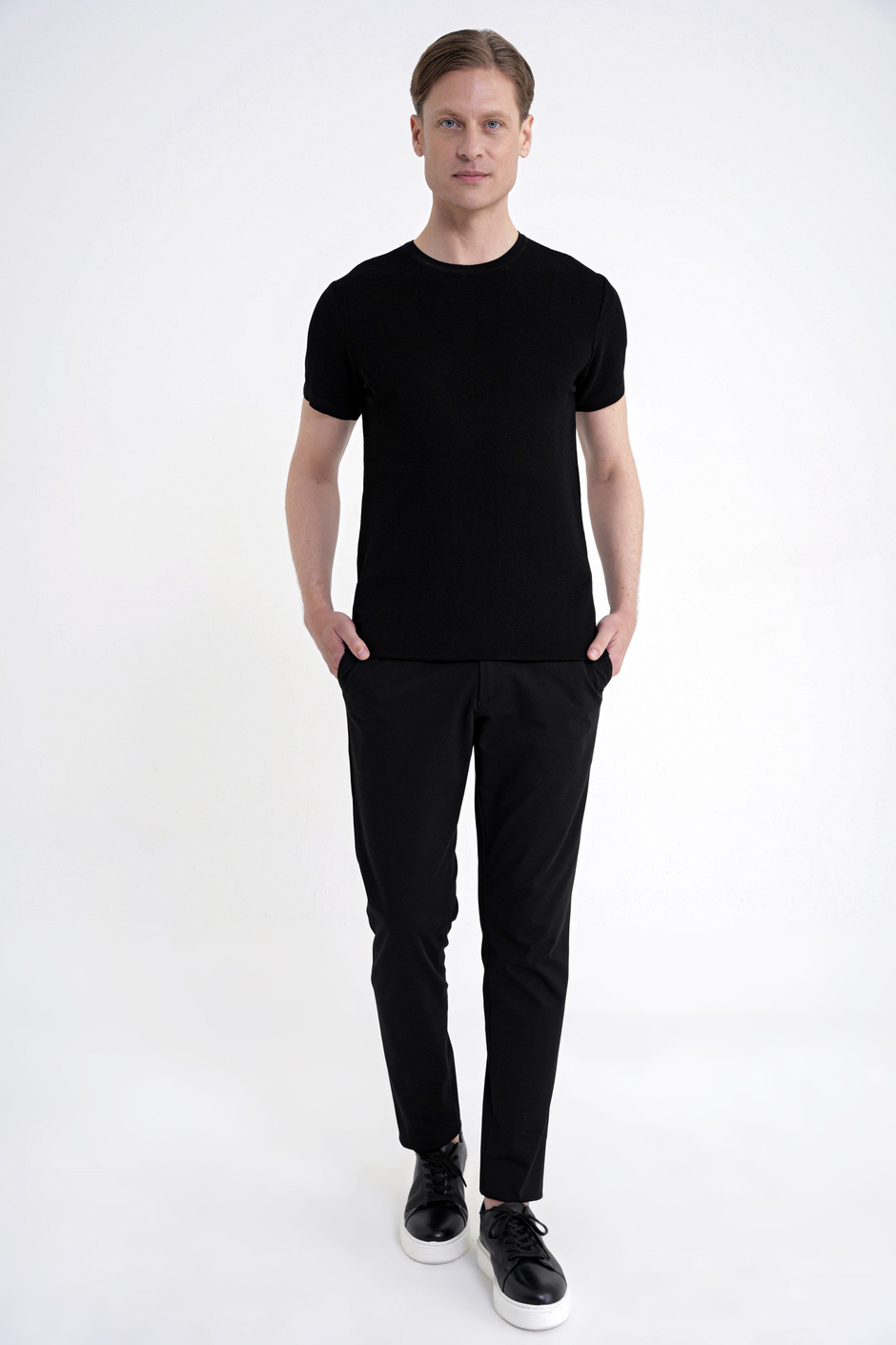 Comfort Fit Rayon Karışımlı Bisiklet Yaka Siyah Triko Tişört TS 925 