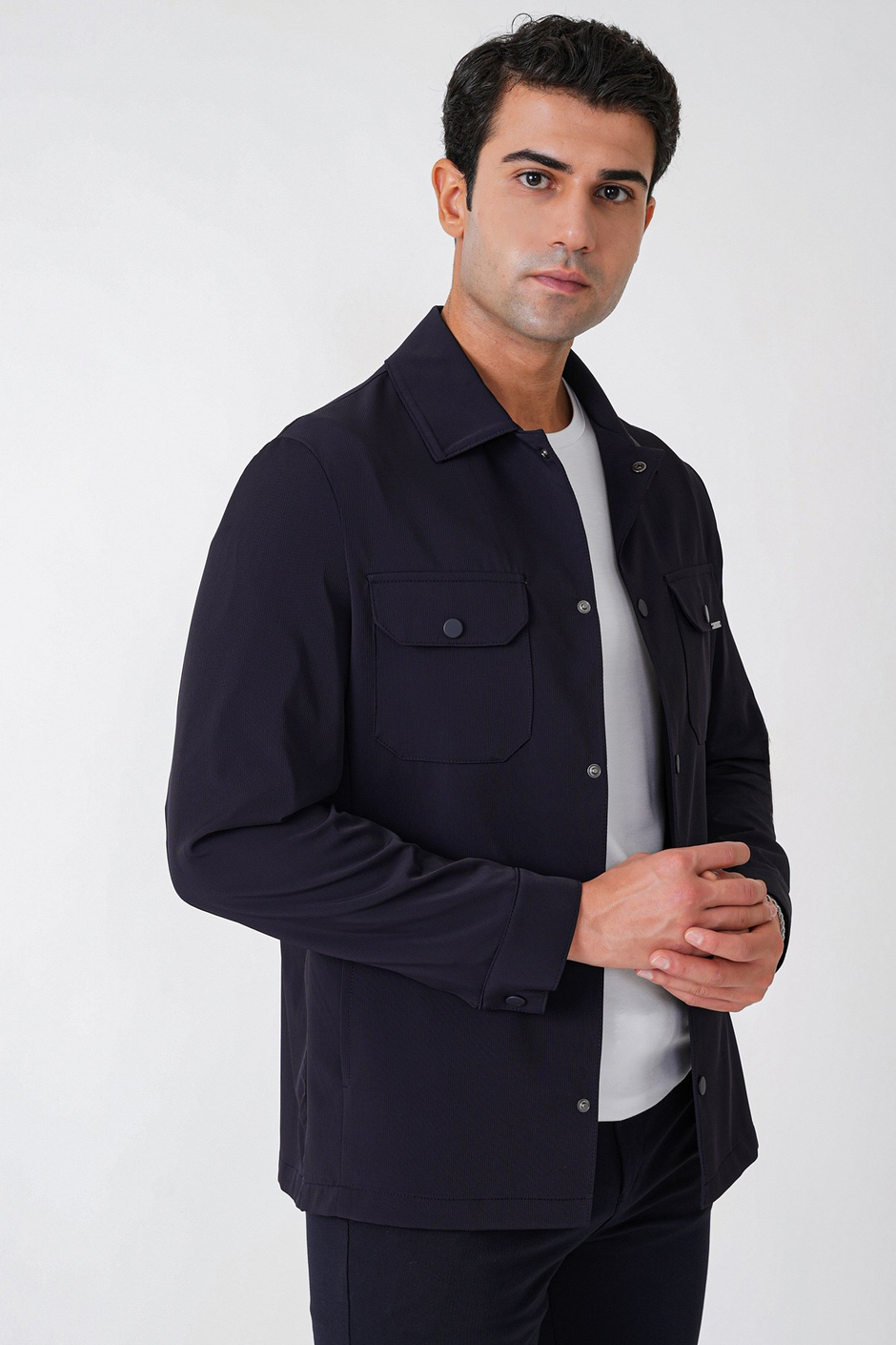 Comfort Fit Yan Cepli Esnek Pamuklu Çıtçıtlı Lacivert Gömlek Ceket C 736 