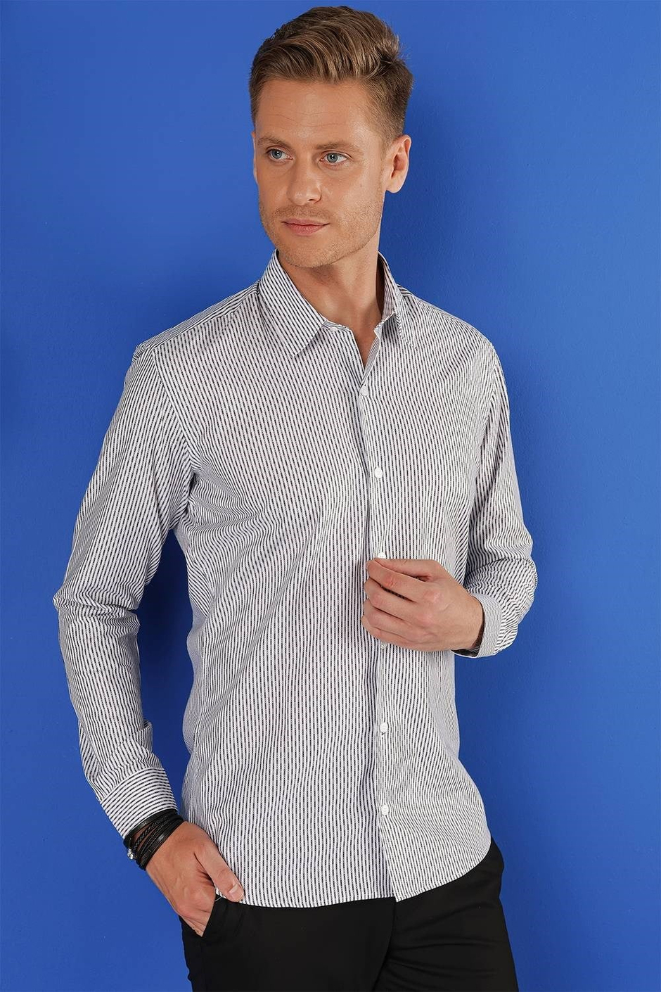 G 1519 Slim Fit Beyaz Spor Gömlek