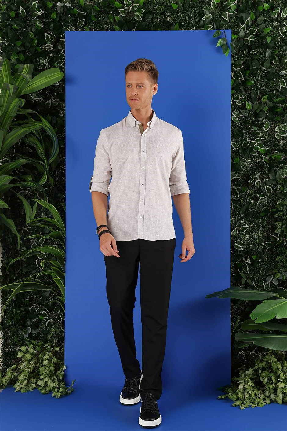 Slim Fit Doku Desenli Yaka Düğmeli %100 Keten Bej Gömlek G 1555