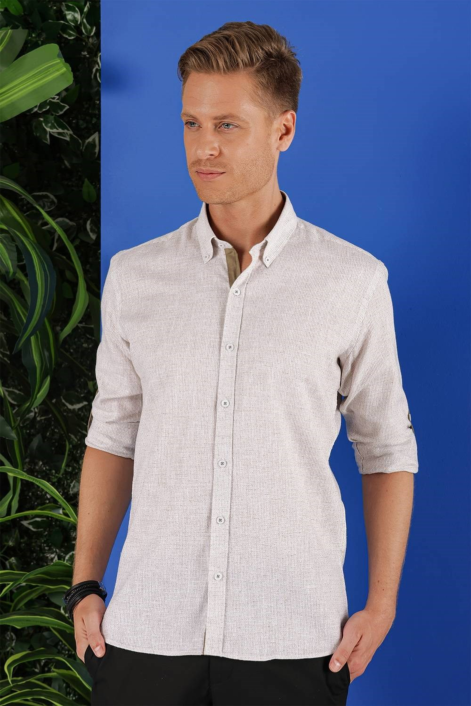 Slim Fit Doku Desenli Yaka Düğmeli %100 Keten Bej Gömlek G 1555