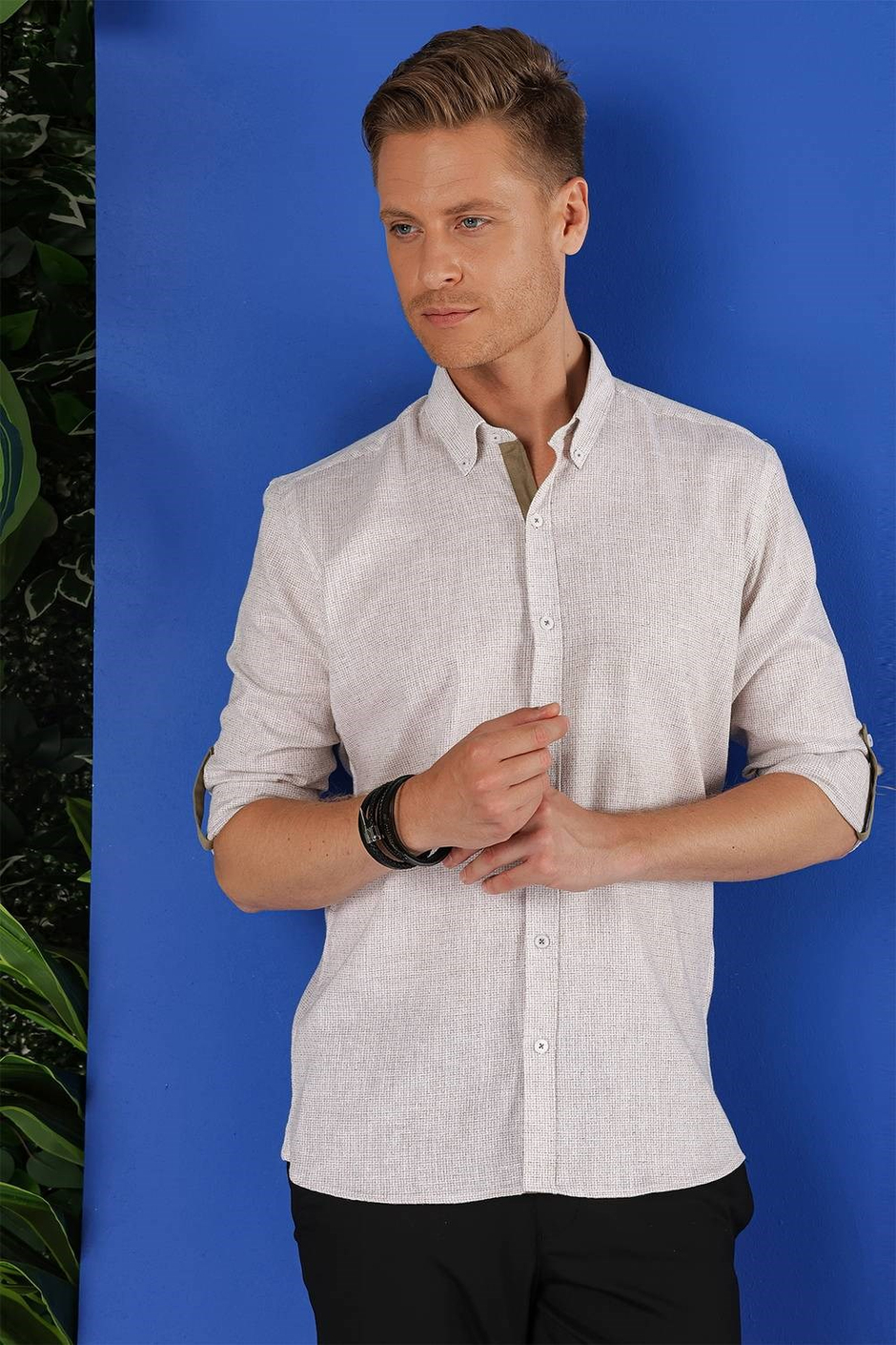 Slim Fit Doku Desenli Yaka Düğmeli %100 Keten Bej Gömlek G 1555