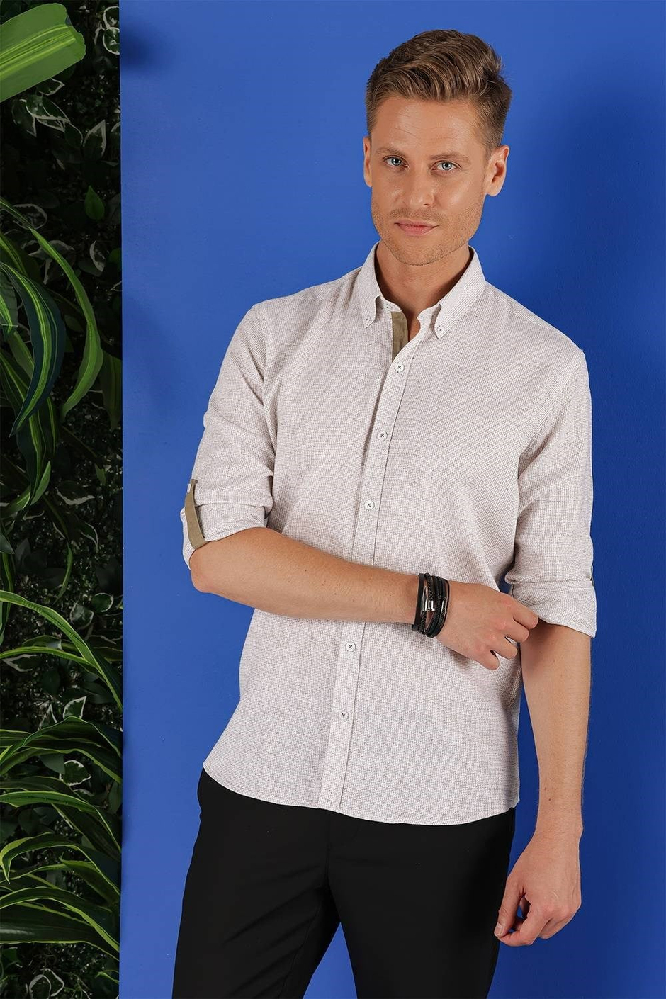 Slim Fit Doku Desenli Yaka Düğmeli %100 Keten Bej Gömlek G 1555