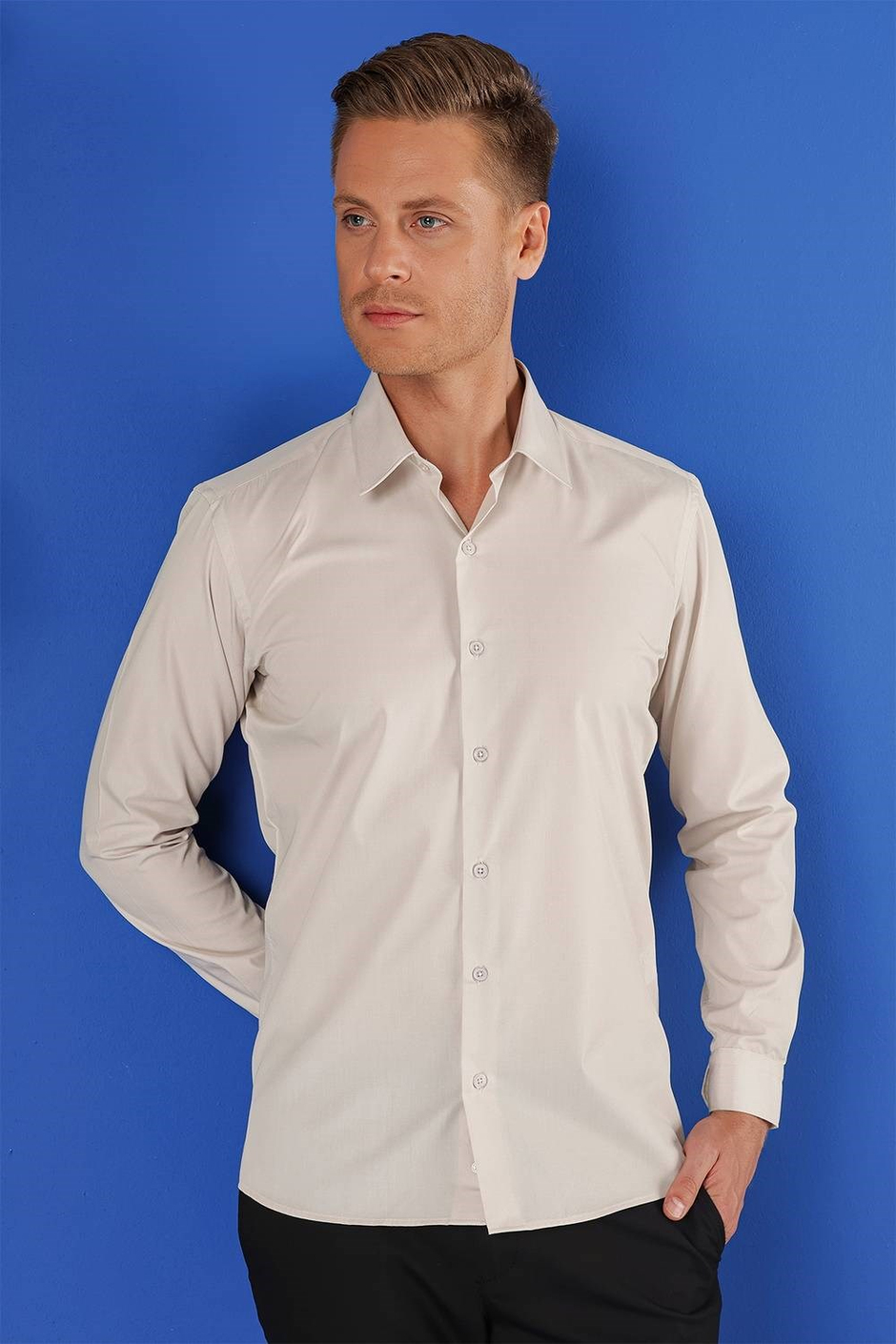 Slim Fit %100 Pamuk Kravat Yaka Kum Beji Gömlek GK 683