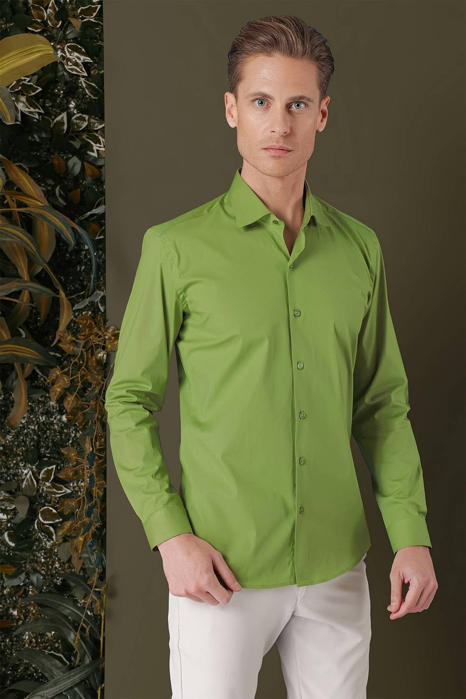 GK 709 Slim Fit Yeşil Klasik Gömlek