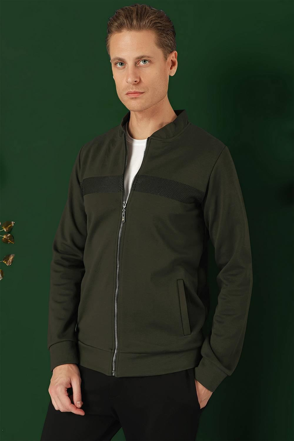Slim Fit Hakim Yaka Önü Taş Baskılı Haki Mont MT 170