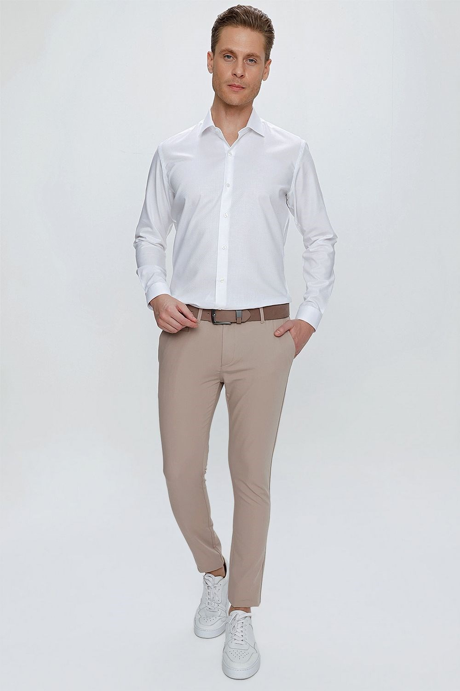 P 1077 Slim Fit Koyu Bej Spor Pantolon