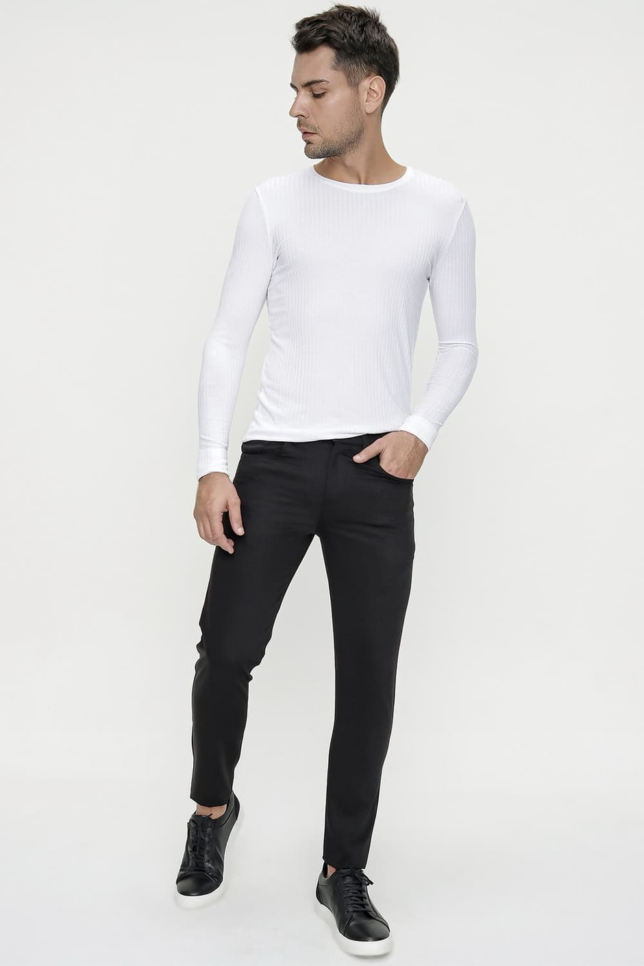 P 1085 Slim Fit Siyah Spor Pantolon