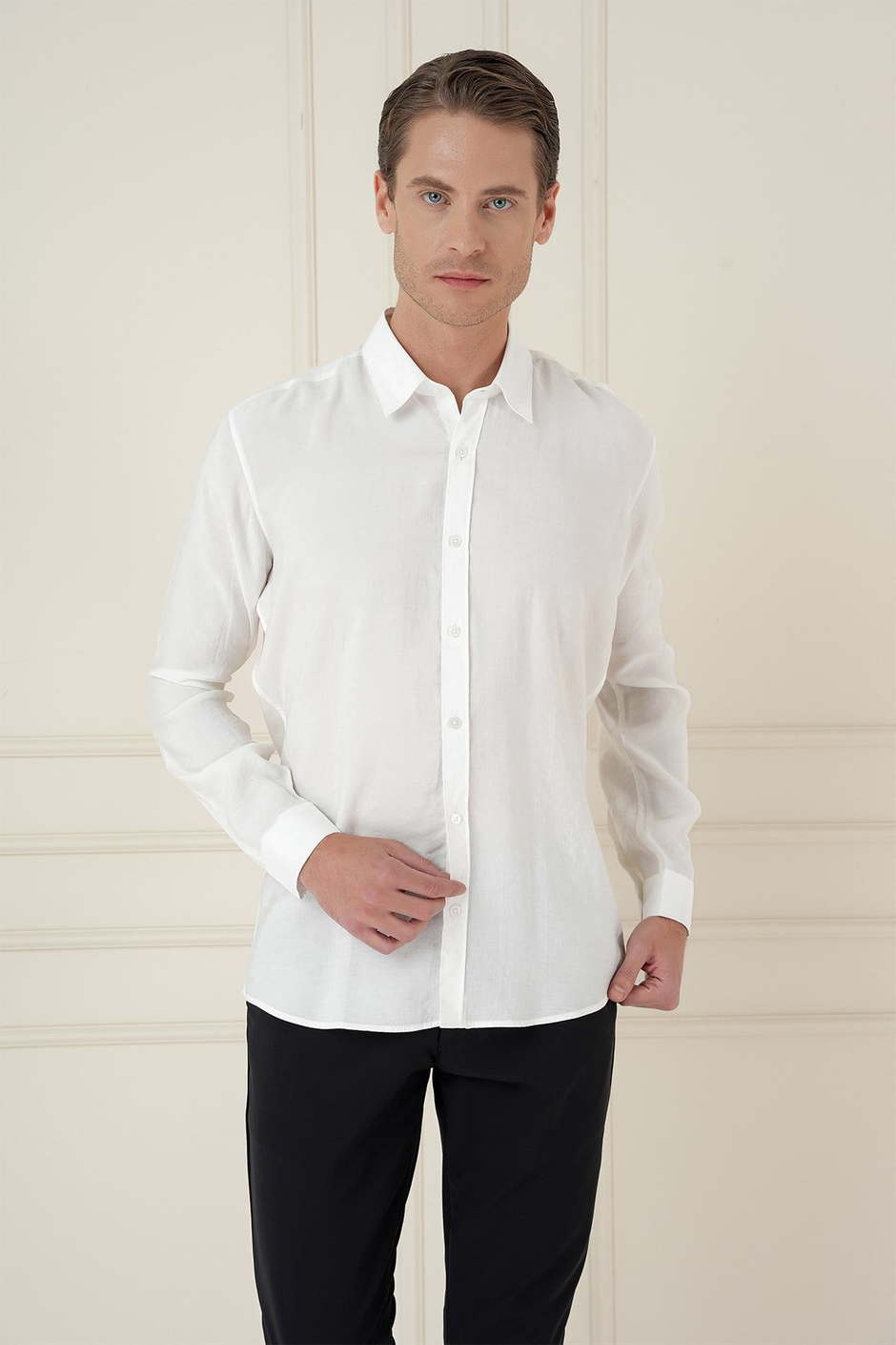 Slim Fit %100 Modal Erkek Yaka Uzun Kol Beyaz Gömlek  GK 743