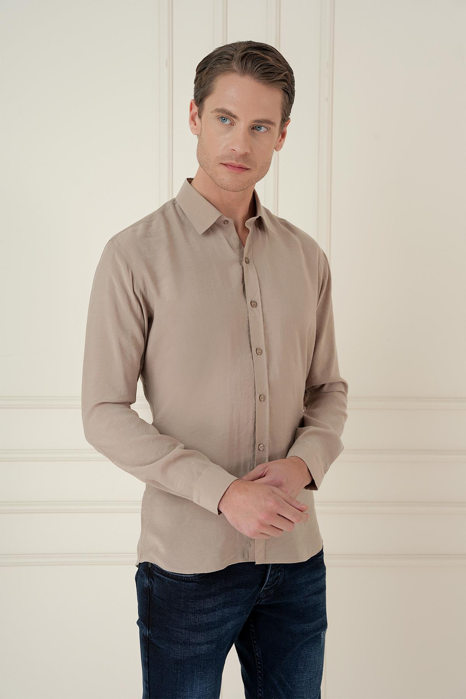 Slim Fit %100 Modal Erkek Yaka Uzun Kol Bej Gömlek  GK 743