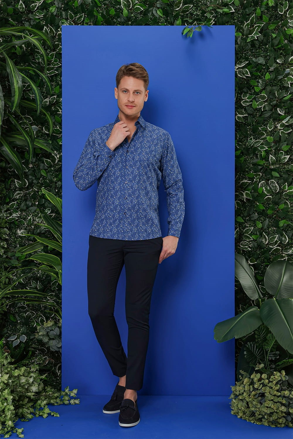 Slim Fit %100 Pamuk Çalı Desenli Lacivert Gömlek G 1540