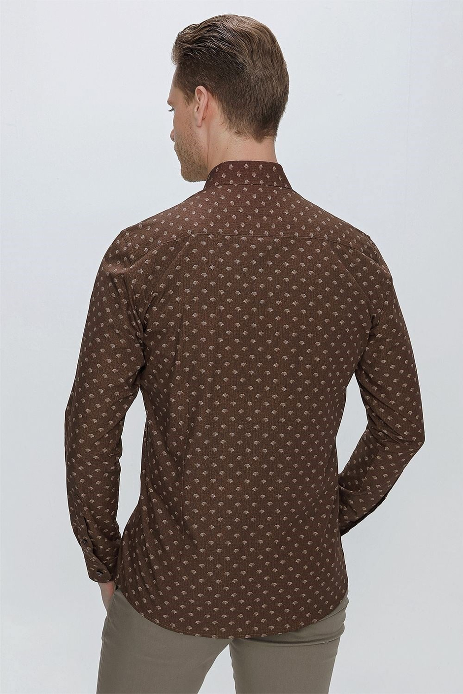 Slim Fit %100 Pamuk Düğmeli Yaka Desenli Kahverengi Gömlek G 1518
