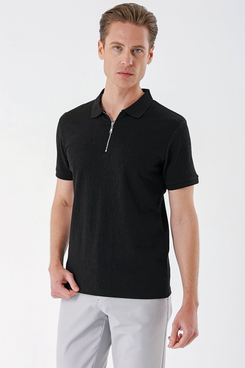 Slim Fit %100 Pamuk Fermuarlı Polo Yaka Siyah Tişört TS 877