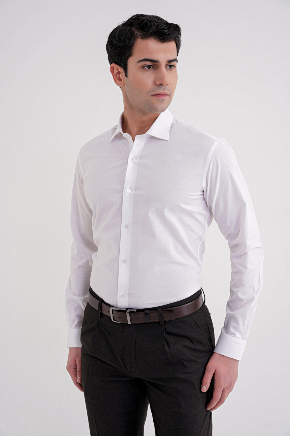 Slim Fit %100 Pamuk Kravat Yaka Düz Beyaz Gömlek GK 757