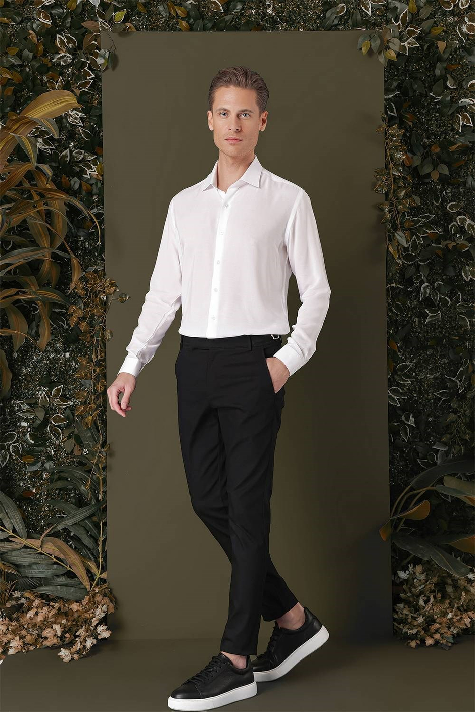 Slim Fit %100 Pamuk Kravat Yaka Düz Beyaz 1 Gömlek GK 709