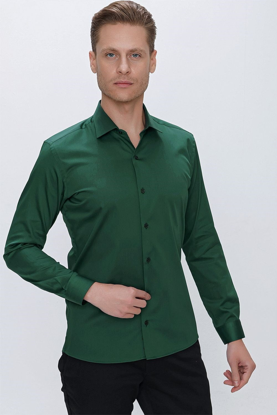 Slim Fit %100 Pamuk Kravat Yaka Düz Yeşil Gömlek GK 669