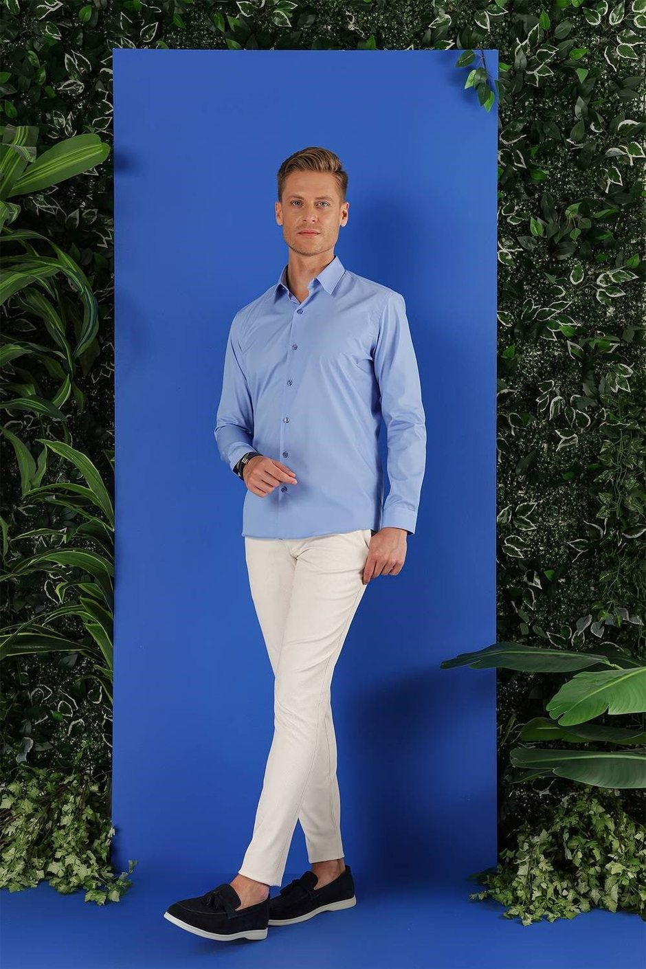 Slim Fit %100 Pamuk Kravat Yaka Koyu Mavi Gömlek GK 683