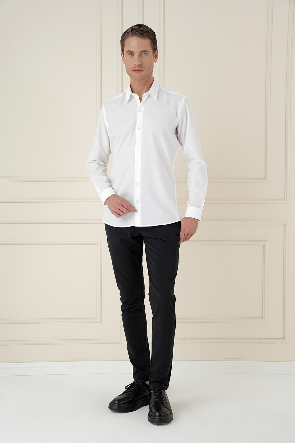 Slim Fit %100 Pamuk Uzun Kol Dokulu Beyaz Gömlek  Gk 749