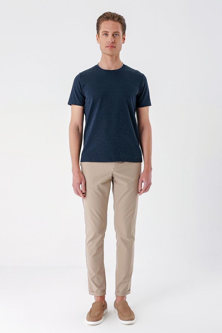 Slim Fit Bisiklet Yaka %100 Pamuk Sıva Dokuma Pamuklu Lacivert Tişört TS 882