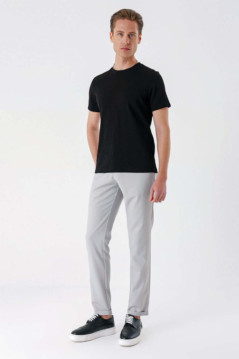 Slim Fit Bisiklet Yaka %100 Pamuk Sıva Dokuma Pamuklu Siyah Tişört TS 882
