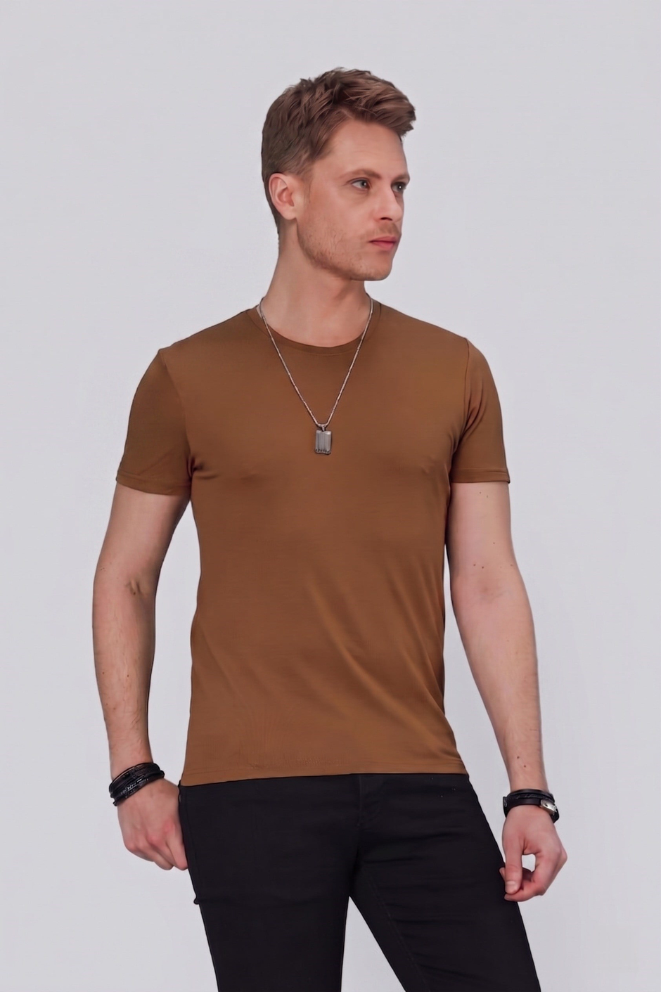 Slim Fit Bisiklet Yaka Esnek Pamuklu Düz Tarçın Tişört TS 823