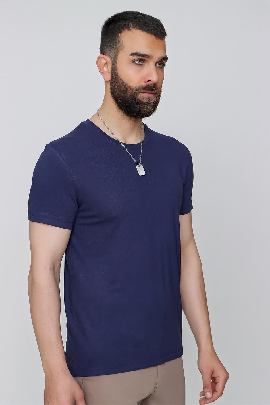 Slim Fit Bisiklet Yaka Esnek Pamuklu Düz Lacivert Tişört TS 823