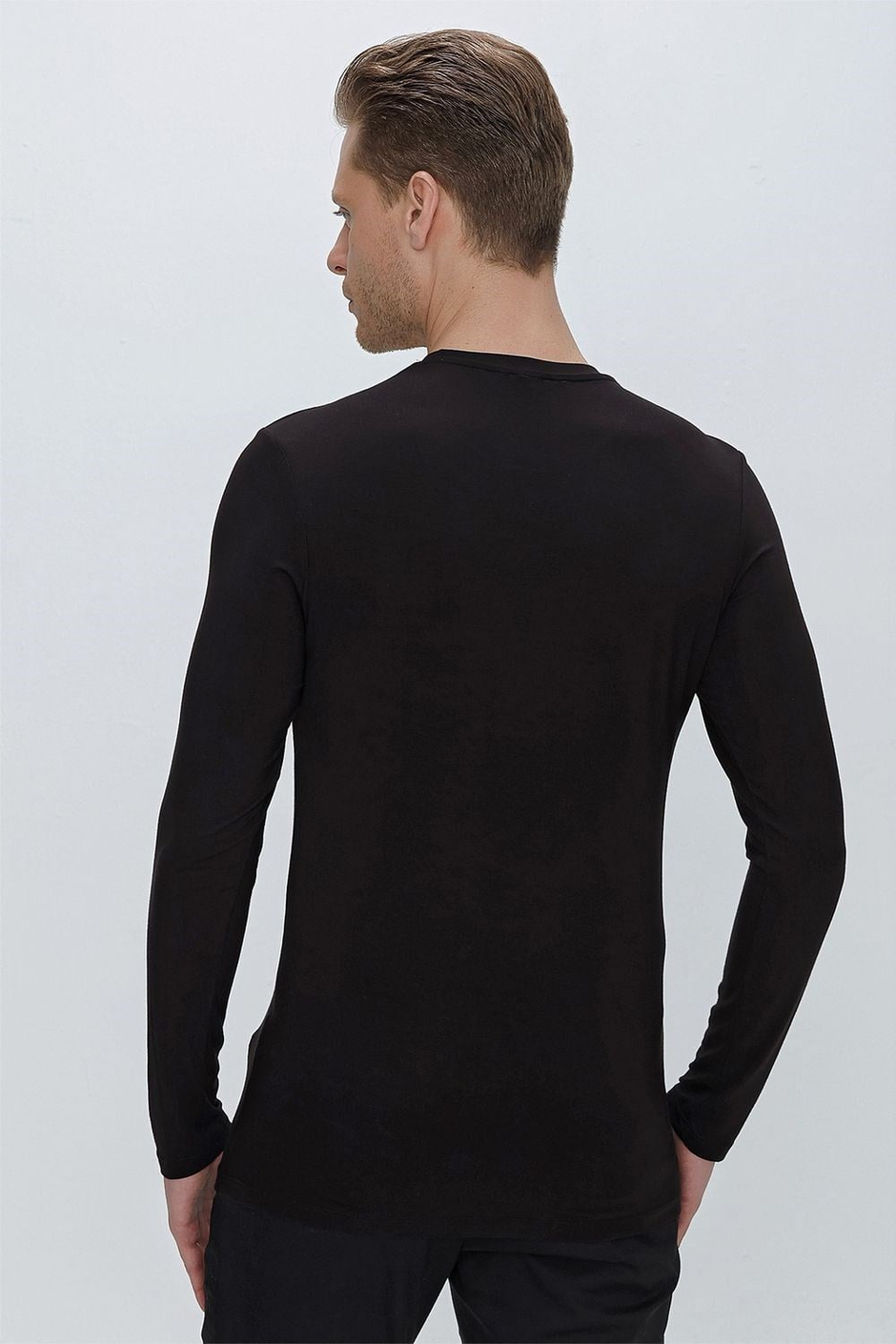 Slim Fit Bisiklet Yaka Esnek Uzun Kollu Siyah Tişört TS 842