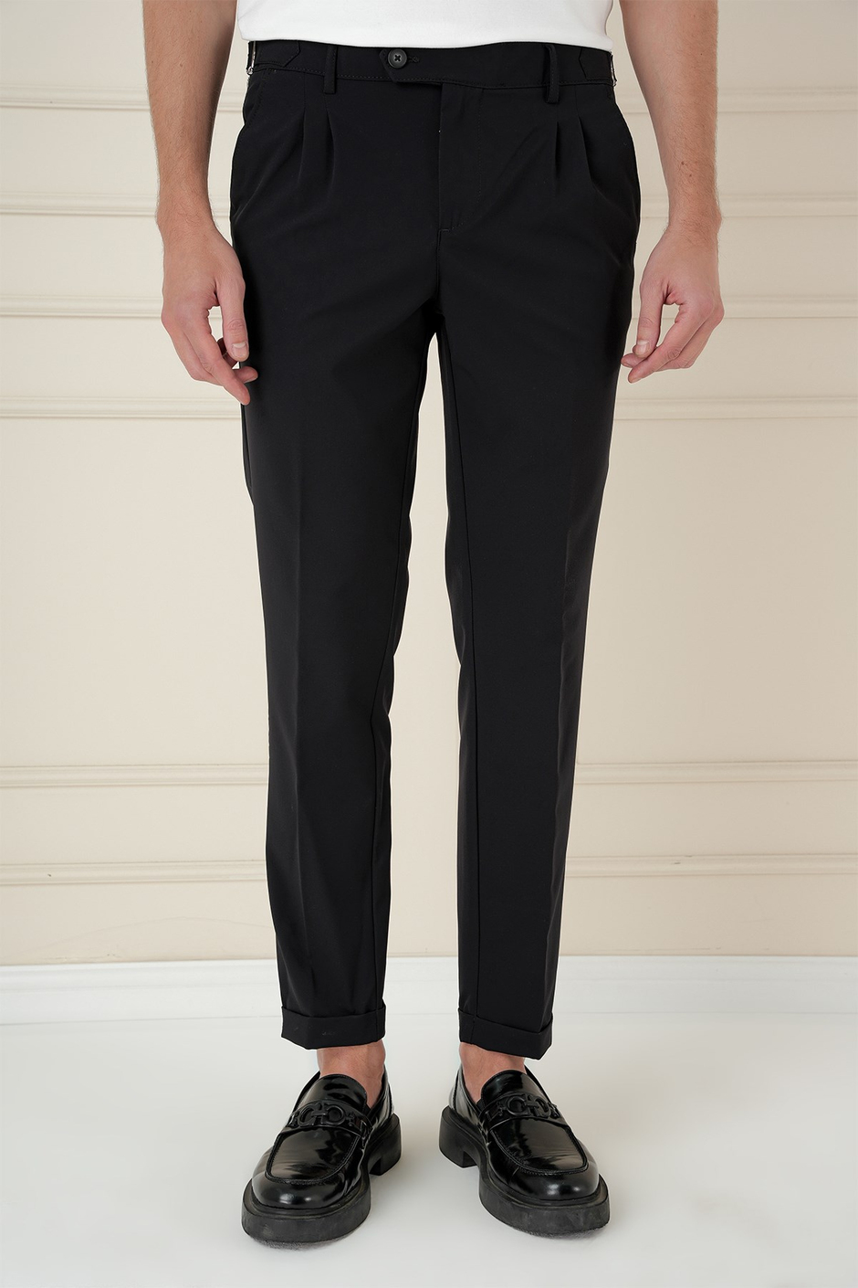Slim Fit Çift Pileli Yanlardan Tokalı Esnek Pamuk Siyah Pantolon P 1162