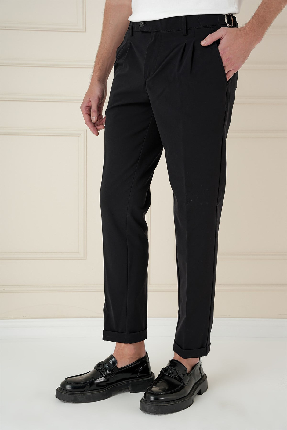 Slim Fit Çift Pileli Yanlardan Tokalı Esnek Pamuk Siyah Pantolon P 1162