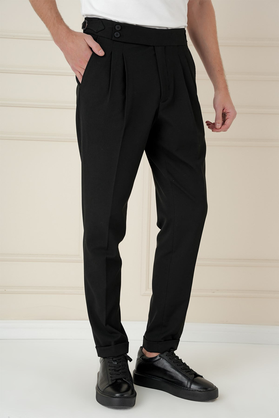 Slim Fit Çift Pileli Yanlardan Tokalı Esnek Pamuk Siyah Pantolon P 1167