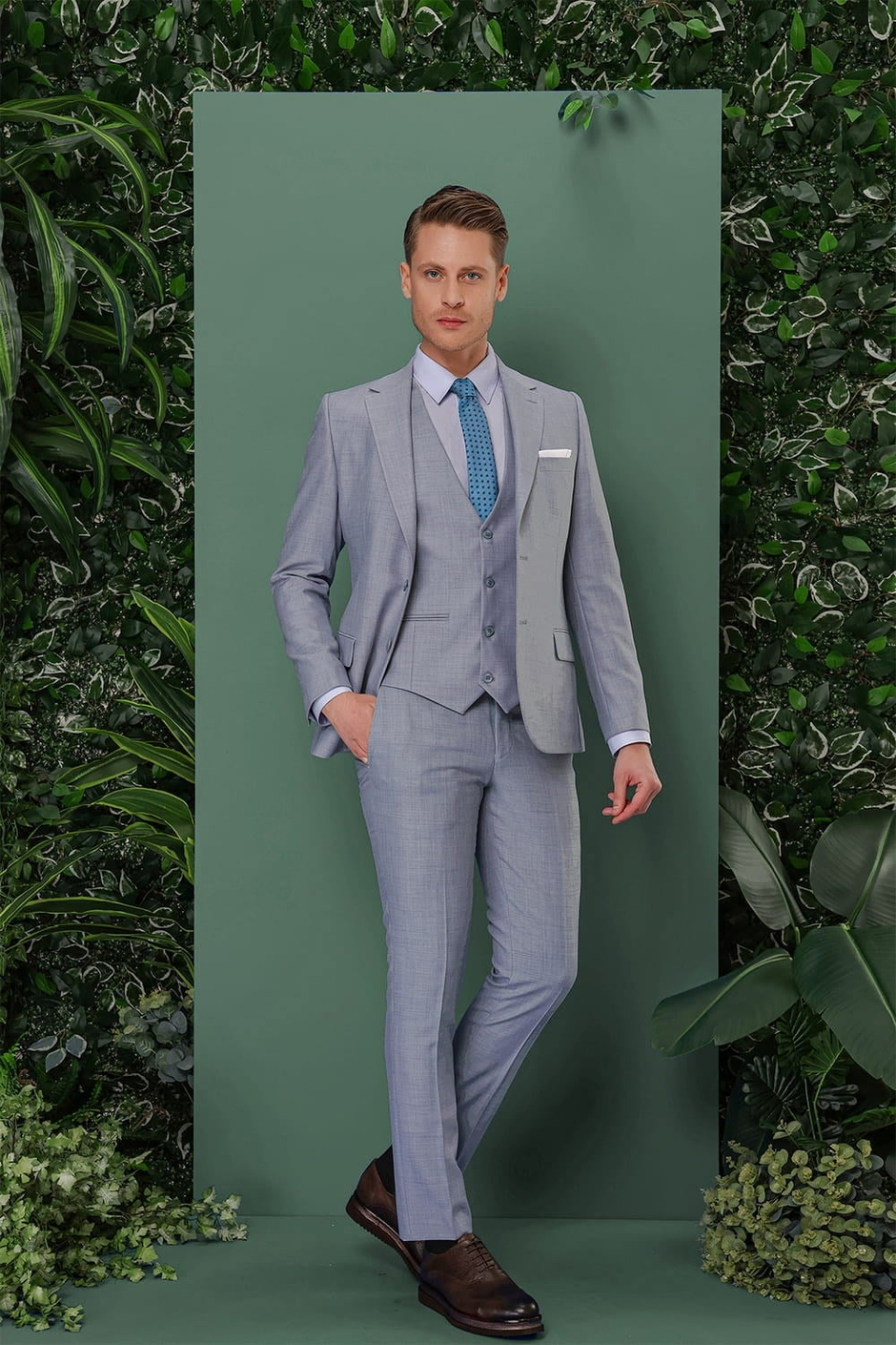 Slim Fit Çift Yırtmaç Düz Gri Mavi Yelekli Takım Elbise TK 872