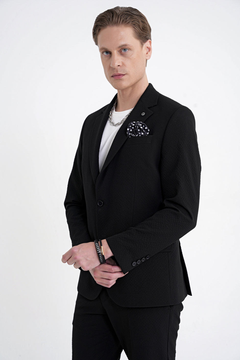 Slim Fit Çift Yırtmaç Gofre Kumaş Esnek Siyah Spor Takım Elbise TK 940