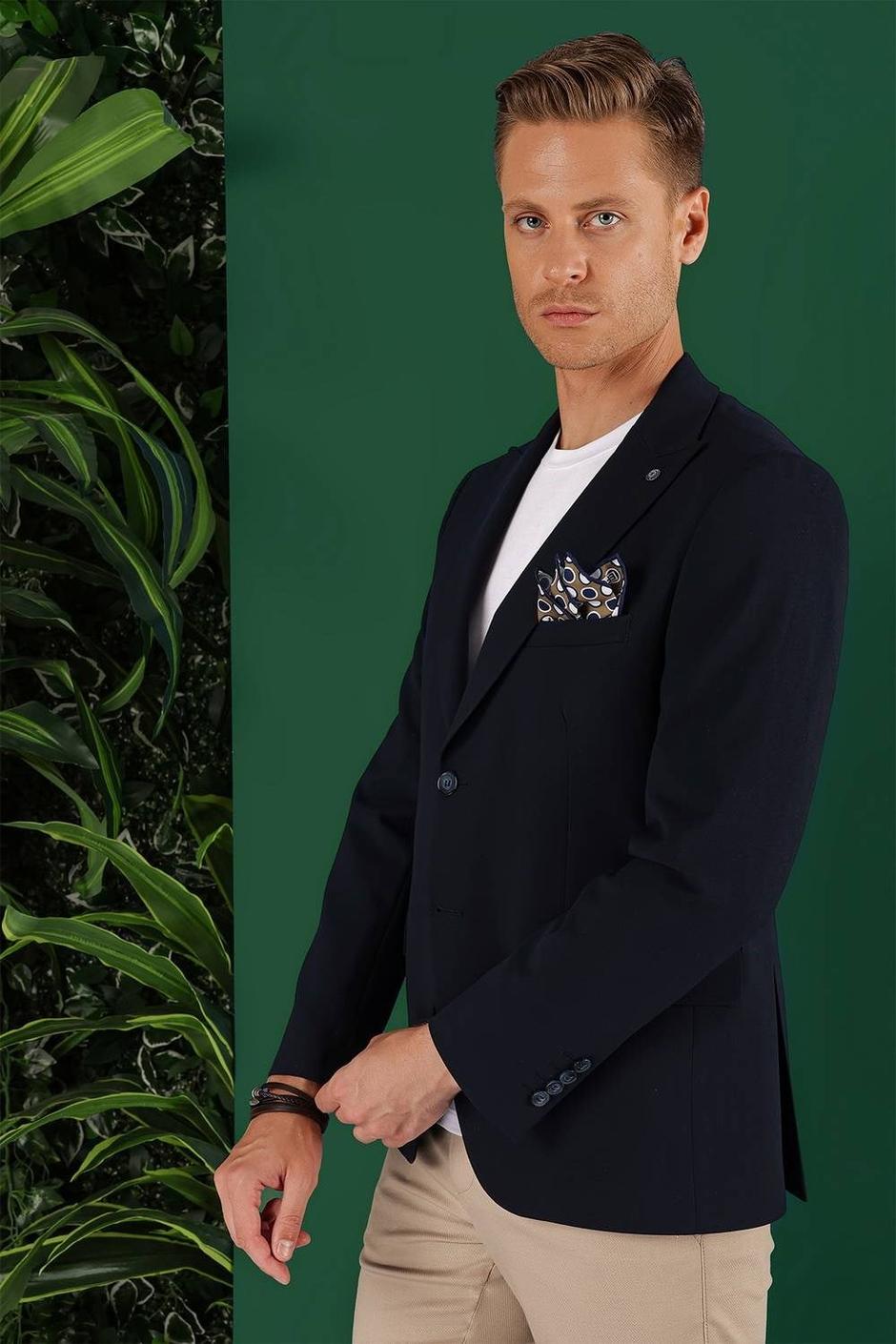 Slim Fit Çift Yırtmaç Kırangıç Yaka Düz Lacivert Blazer Ceket C 632
