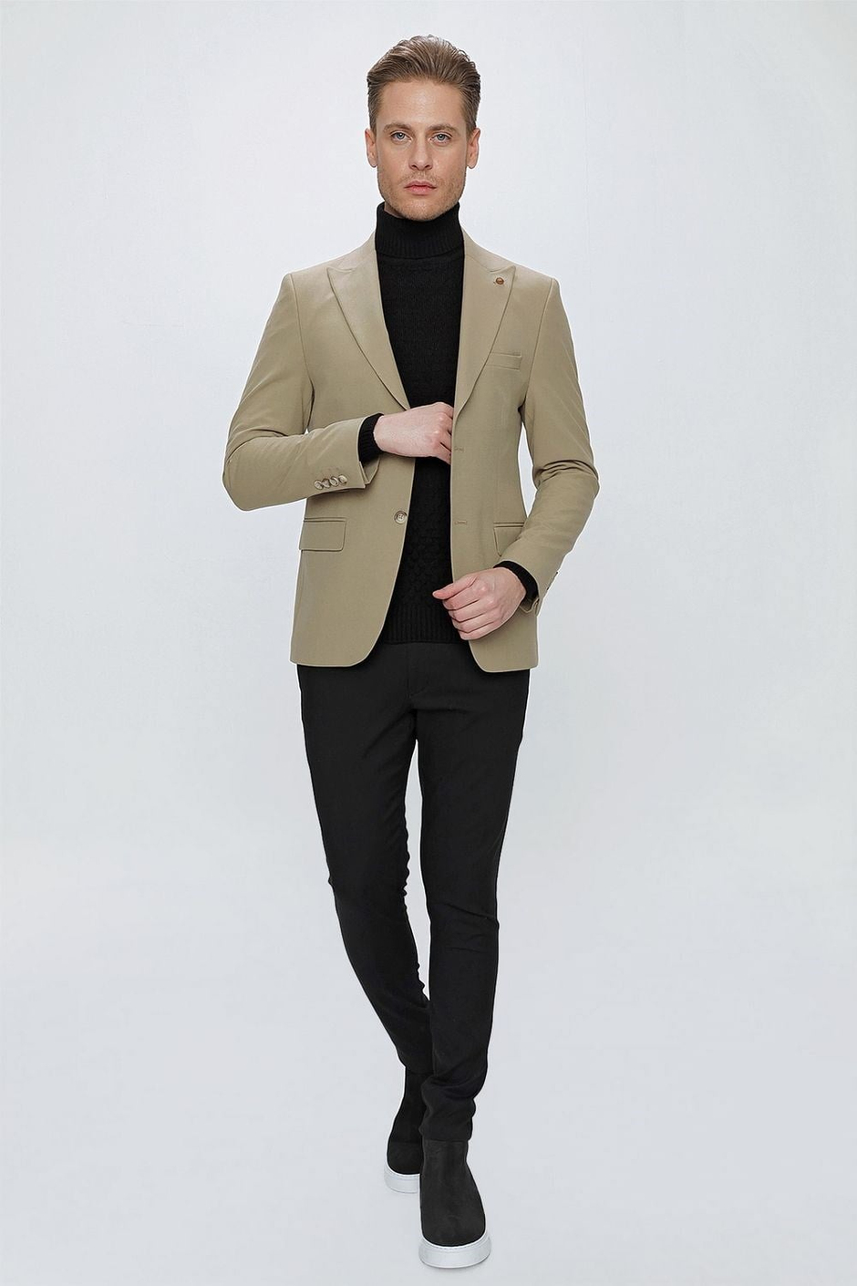 Slim Fit Çift Yırtmaç Kırangıç Yaka Düz Bej Blazer Ceket C 632