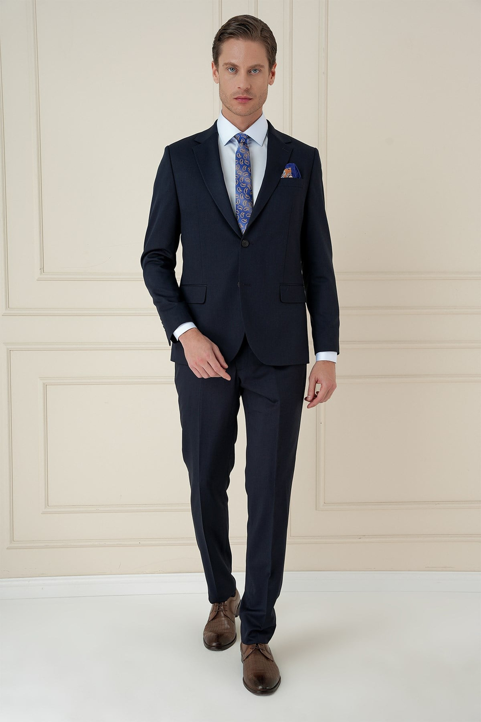 Slim Fit Çift Yırtmaç Mono Yaka Klasik Lacivert Takım Elbise Tk 912