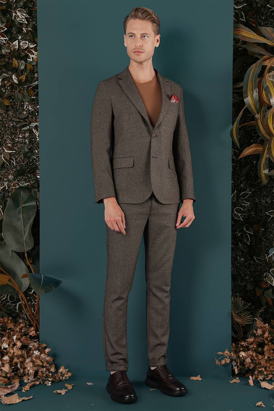 Slim Fit Çift Yırtmaç Yünlü Kırçıllı Dokuma Kahverengi Ceket C 658