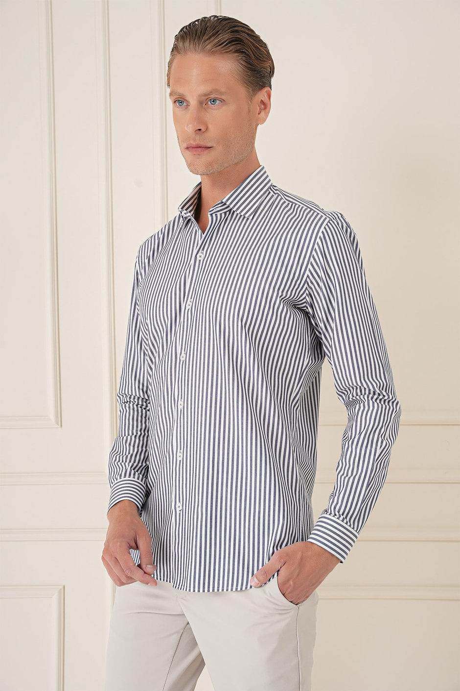 Slim Fit Dikine Çizgili %100 Pamuk Klasik Lacivert Beyaz Gömlek Gk 721