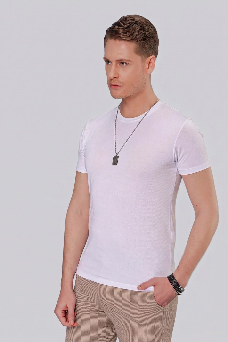 Slim Fit Doku Desenli Bisiklet Yaka Pamuklu Beyaz Tişört TS 846 