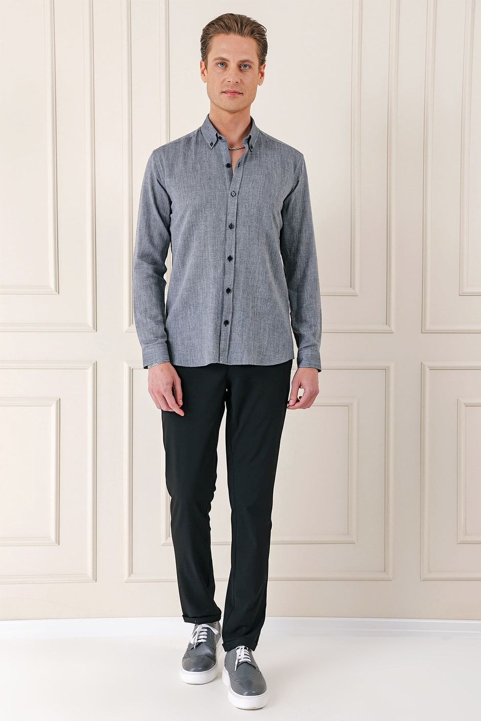 Slim Fit Düğmeli Yaka %100 Pamuk Siyah Gömlek Gk 723