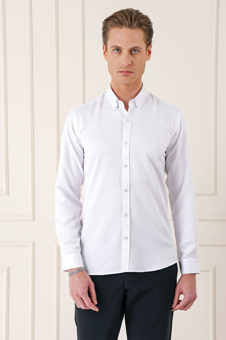 Slim Fit Düğmeli Yaka Dokulu Pamuklu Beyaz Gömlek Gk 717