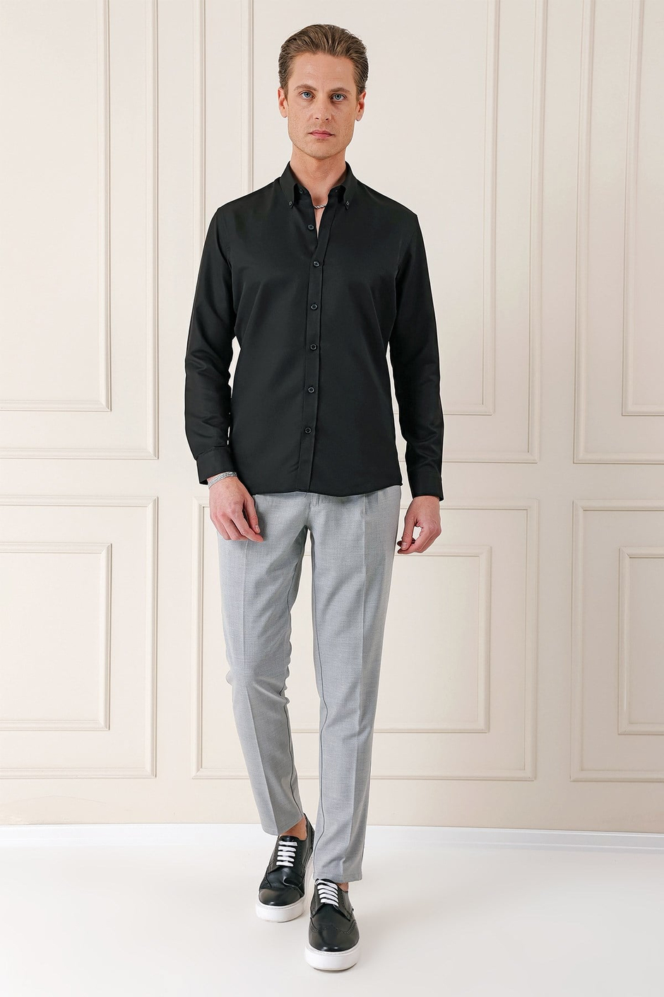 Slim Fit Düğmeli Yaka Dokulu Pamuklu Siyah Gömlek Gk 717